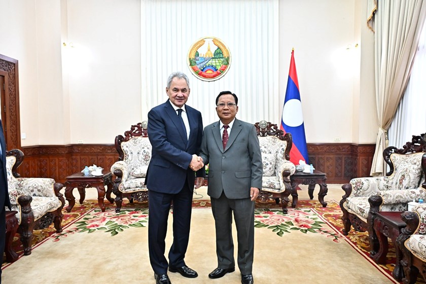 ສະຫາຍ ພົນເອກ ຈັນສະໝອນ ຈັນຍາລາດ ຕ້ອນຮັບສະຫາຍ ເລຂາທິການສະພາຄວາມໝັ້ນຄົງ ສ. ຣັດເຊຍ