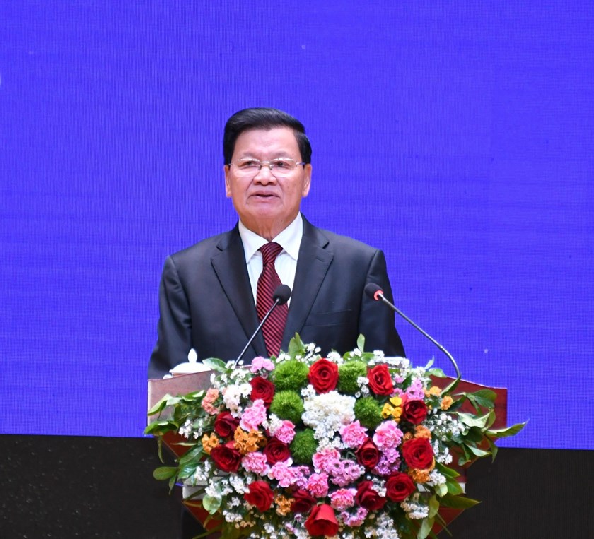 ສູນ​ທອນ​ພົດ​ຂອງ ສະ​ຫາຍ ​ທອງ​ລຸນ ສີ​ສຸ​ລິດ ເລ​ຂາ​ທິ​ການ​ໃຫຍ່ ປະ​ທານ​ປະ​ເທດ ກ່າວ​ໃນ​ພິ​ທີ​ໂຮມ​ຊຸມ​ນຸມ ລະ​ນຶກວັນ​ເກີດ​ ປະ​ທານ ໄກ​ສອນ ພົມ​ວິ​ຫານ ຄົບ​ຮອບ 105 ປີ