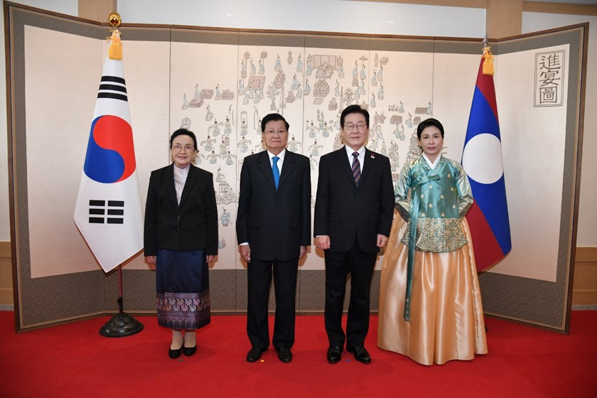 ປະທານປະເທດລາວ ຢ້ຽມຢາມທາງການ ຢູ່ ສ.ເກົາຫຼີ