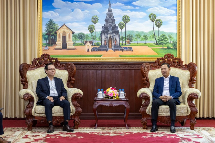 ສະຫາຍ ໄມທອງ ທໍາມະວົງສາ ເຄື່ອນໄຫວຢ້ຽມຢາມແຂວງສະຫວັນນະເຂດ