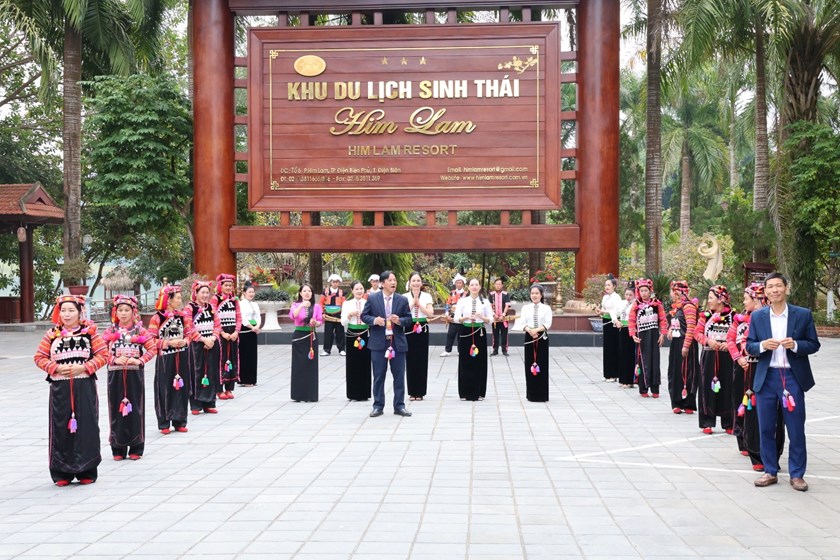 ຜົ້ງສາລີ ເຂົ້າຮ່ວມງານມະຫາກຳກິລາໂຍນໝາກຄອນ ຄັ້ງທີ IX ທີ່ ແຂວງດຽນບ່ຽນ