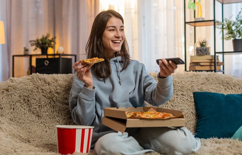 ອັງກິດ ຫ້າມໂຄສະນາອາຫານຈານດ່ວນໃນເວລາກາງເວັນ