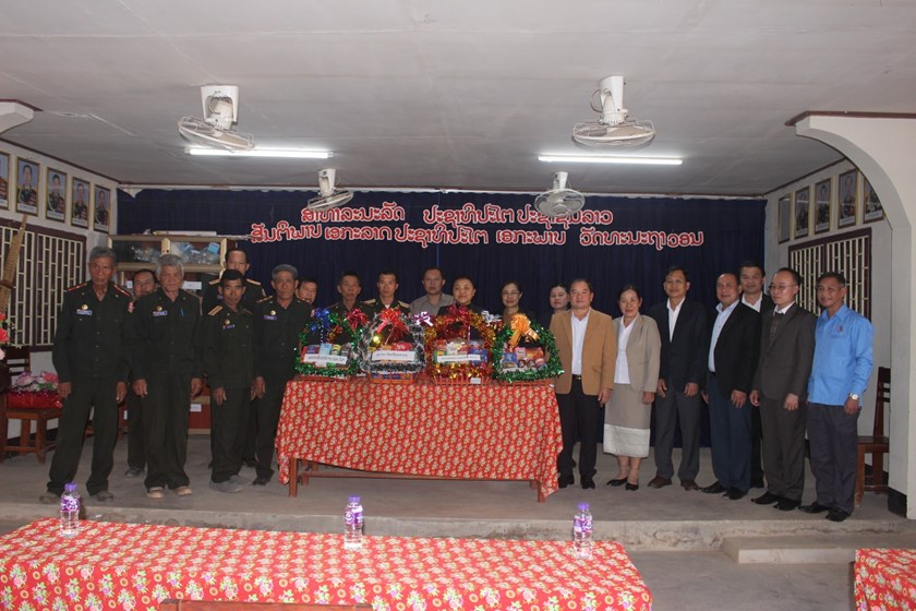 ການນຳແຂວງຊຽງຂວາງອວຍພອນວັນສ້າງຕັ້ງກອງທັບປະຊາຊົນລາວ