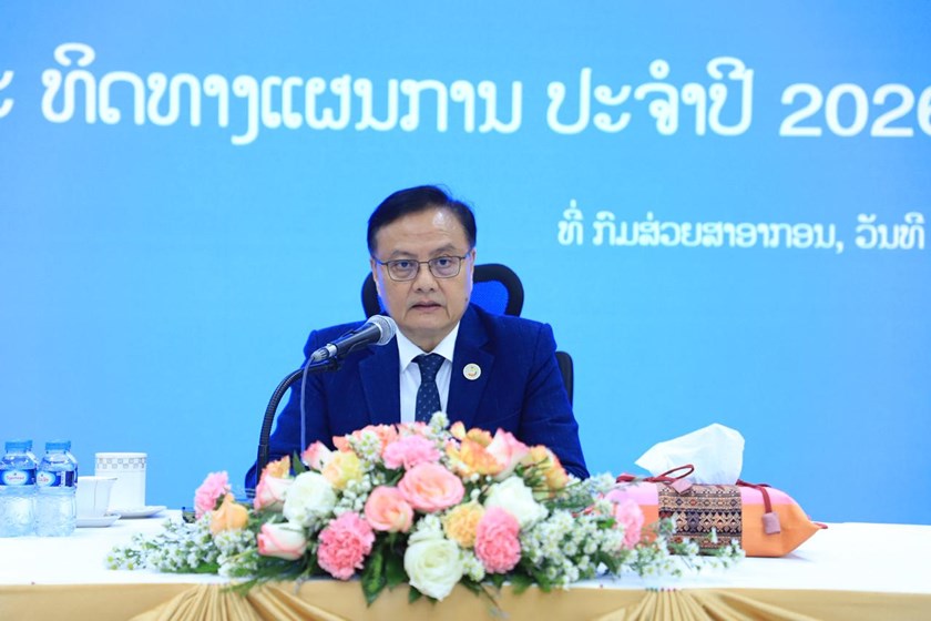 ລັດຖະມົນຕີກະຊວງການເງິນເນັ້ນໃຫ້ຂະແໜງສ່ວຍສາອາກອນຄຸ້ມຄອງການເງິນເປັນທັນສະໄໝ