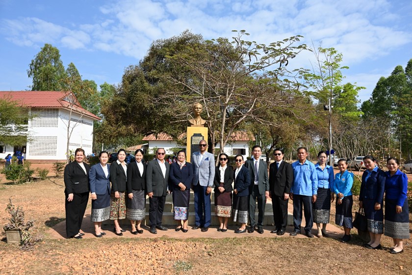 ສະມາຄົມມິດຕະພາບ ລາວ-ກູບາ ຈັດພິທີ ລະນຶກເຖິງ ທ່ານ ໂຮເຊ ມາກຕີ ວິລະຊົນແຫ່ງຊາດກູບາ