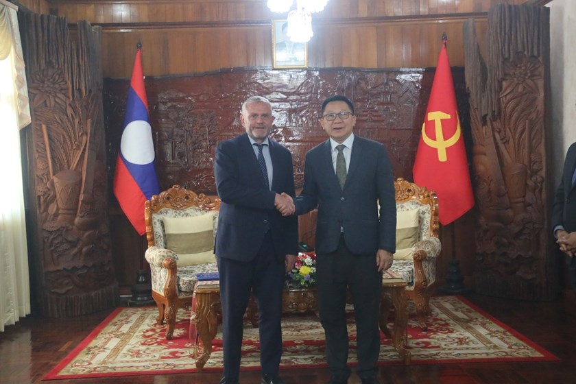 ລມຕ ກະຊວງກະສິກຳ ແລະ ສິ່ງແວດລ້ອມ ຕ້ອນຮັບທູດ ສະຫະພາບເອີຣົບປະຈຳ ສປປ ລາວ