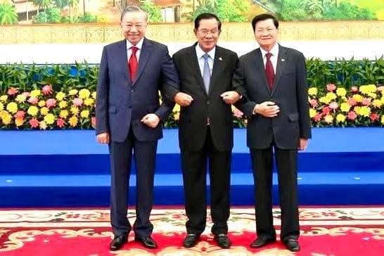 ເພີ່ມທະວີການພົວພັນຮ່ວມມື ລະຫວ່າງ ພັກປະຊາຊົນປະຕິວັດລາວ, ພັກກອມມູນິດຫວຽດນາມ, ພັກປະຊາຊົນກຳປູເຈຍ ໃນໄລຍະແຫ່ງການພັດທະນາໃໝ່