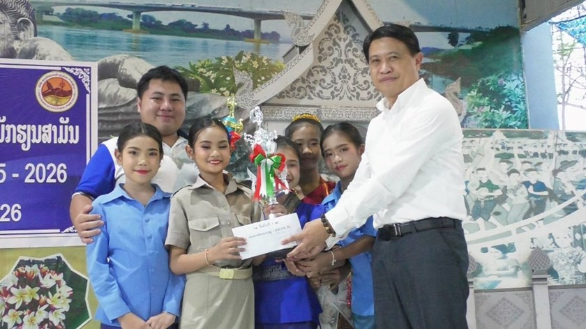 ການແຂ່ງຂັນສິລະປະນັກຮຽນທົ່ວເມືອງຫາດຊາຍຟອງ