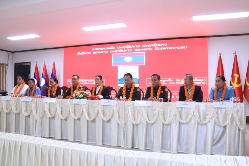 ຮັບຮອງເອົາ 3 ບ້ານທີ່ຂຶ້ນກັບເມືອງຈັນທະບູລີ ເປັນບ້ານປ້ອງກັນຊາດເຂັ້ມແຂງ