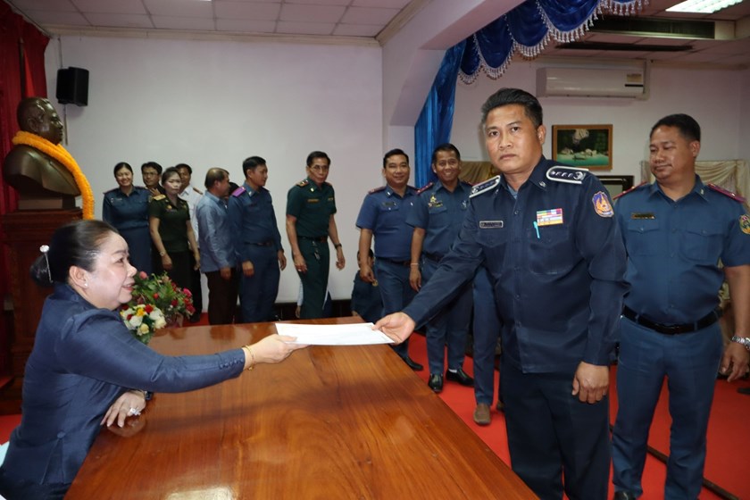 ຄໍາມ່ວນ ປິດຊຸດອົບຮົມ ສ້າງຄວາມເຂັ້ມແຂງໃຫ້ແກ່ພະນັກງານໄອຍະການປະຊາຊົນ