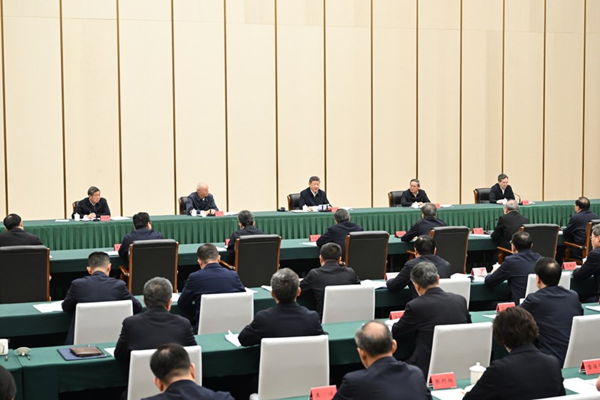 ປະ​ທານ​ປະ​ເທດ​ຈີນ ​​ຊີ້​ນຳ​ການ​ສ້າງ​ສາພັດ​ທະ​ນາ​ເຂດ​ໃໝ່​ສົງ​ອ່ານ