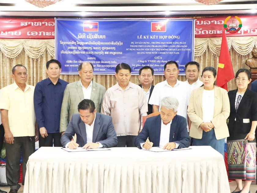 ເຊັນສັນຍາໂຄງການກໍ່ສ້າງໂຮງຮຽນສາມັນວິຊາຊີບແບບປະສົມວັງເງິນ