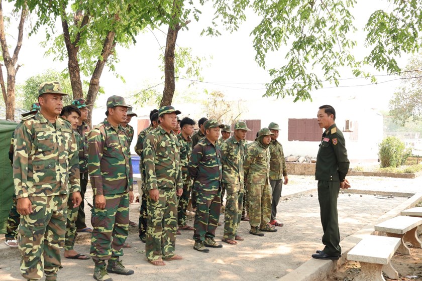 ຫົວໜ້າກົມປ້ອງກັນອາກາດ ລົງຊຸກຍູ້ໃຫ້ກຳລັງໃຈ ກ້ອນກຳລັງກອບກູ້ໄພພິບັດ ກອງພັນໃຫຍ່ 641