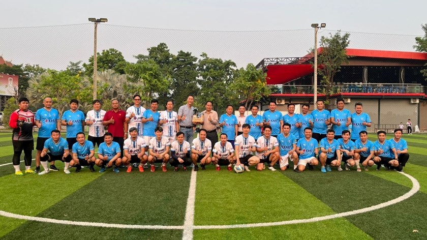 2 ພາກສ່ວນ ແຂ່ງຂັນບານເຕະມິດຕະພາບ ເພື່ອເສີມສ້າງຄວາມສຳພັນ