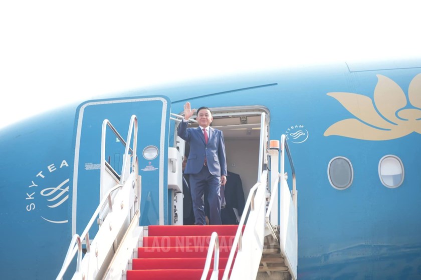 ຜູ້ປະຈໍາການຄະນະເລຂາທິການສູນກາງພັກກອມມູນິດຫວຽດນາມ ເດີນທາງເຖິງນະຄອນຫຼວງວຽງຈັນ