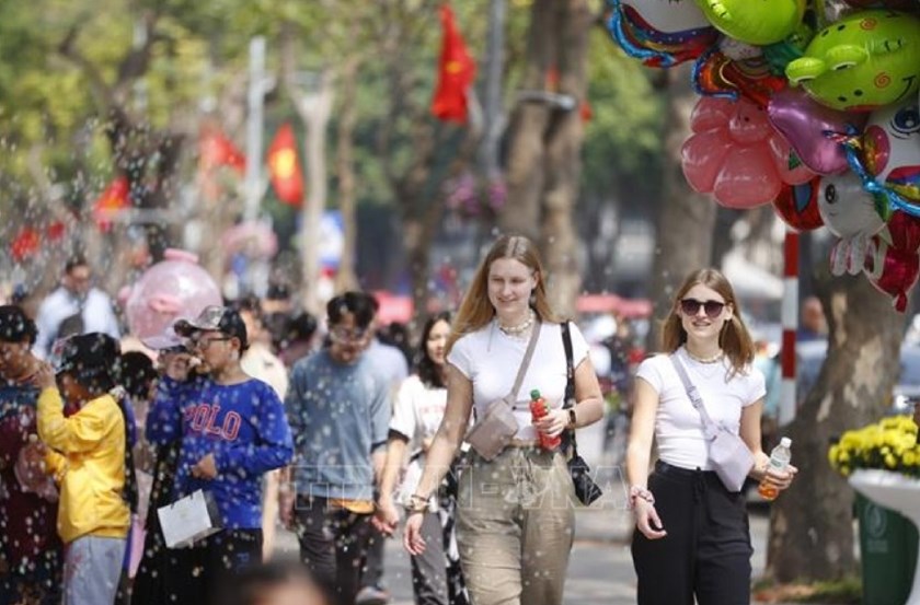 ໃນໄຕມາດທີ 1 ຫວຽດນາມ ຕ້ອນຮັບນັກທ່ອງທ່ຽວສາກົນ 6.76 ລ້ານເທື່ອຄົນ