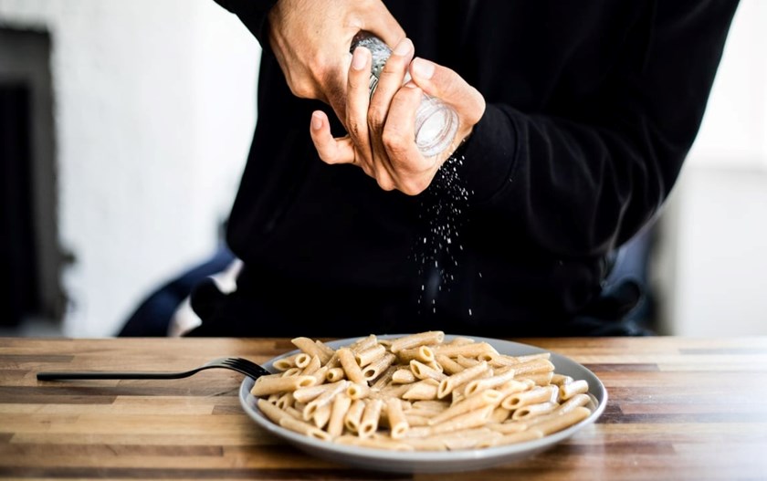 ກິນເຄັມຫຼາຍເກີນໄປເພີ່ມຄວາມສ່ຽງຕໍ່ການສູນເສຍຄວາມຊົງຈຳໃນຜູ້ຊາຍ