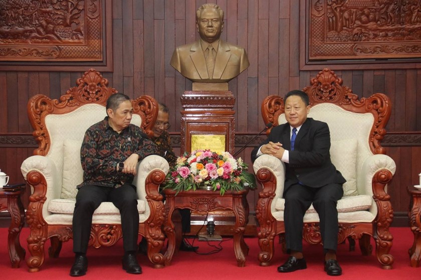 ຮອງປະທານ ສນຊ ຕ້ອນຮັບຮອງລັດຖະມົນຕີກະຊວງການຕ່າງປະເທດອິນໂດເນເຊຍ