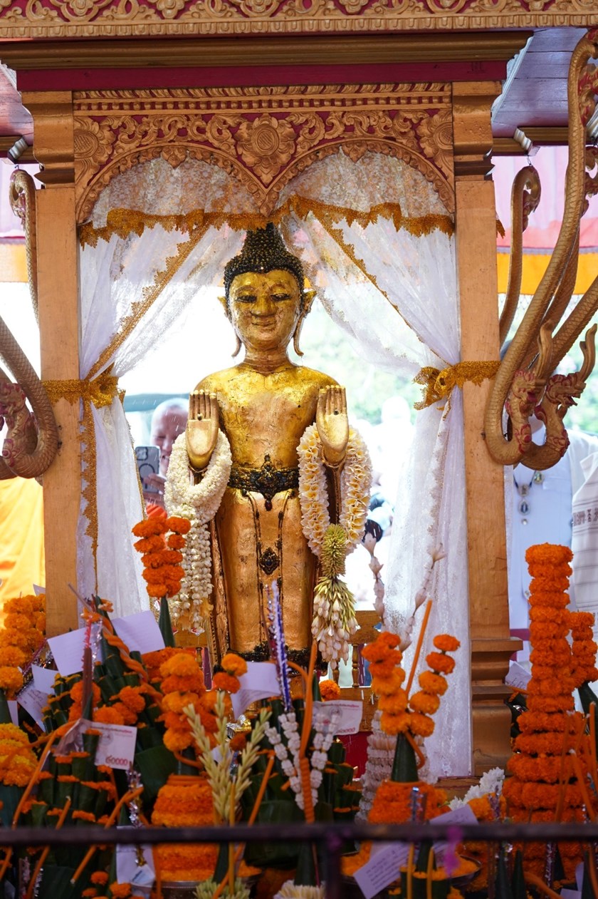 ເລີ້ມແລ້ວ! ການຫົດສົງອົງພະເຈົ້າໝ່ານ ແລະ ທຳບຸນກອງບຸນ 84,000 ພະທັມມະຂັນ