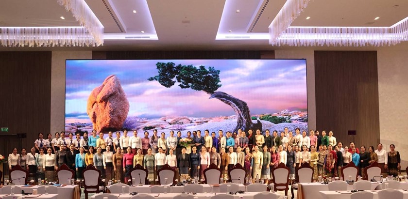 ແນວຄິດ ໄກສອນ ພົມວິຫານ ຕໍ່ກັບວຽກງານຂົນຂວາຍແມ່ຍິງ