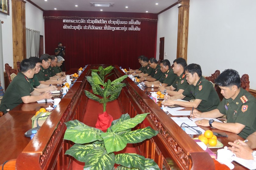 ຄະນະນຳ ກົມວິທະຍາສາດ-ປະຫວັດສາດການທະຫານ ເຄື່ອນໄຫວເຮັດວຽກຢູ່ແຂວງຫຼວງພະບາງ
