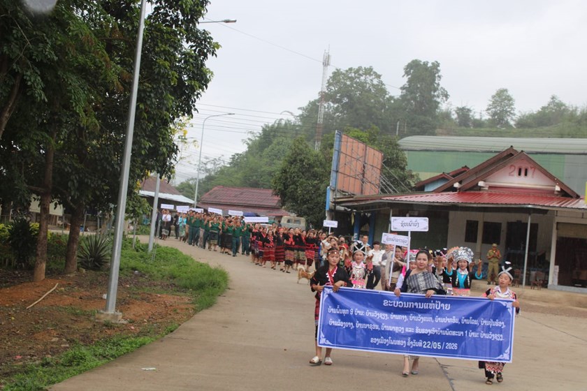 ເມືອງໂພນທອງ ແຂວງຫຼວງພະບາງ ປະກາດ 9 ບ້ານ ເປັນບ້ານພົ້ນທຸກ