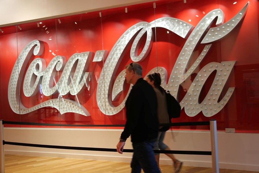 ບໍລິສັດ Coca-Cola ຍີ່ປຸ່ນ ພິຈາລະນາຂຶ້ນລາຄາສິນຄ້າ 165 ລາຍການ
