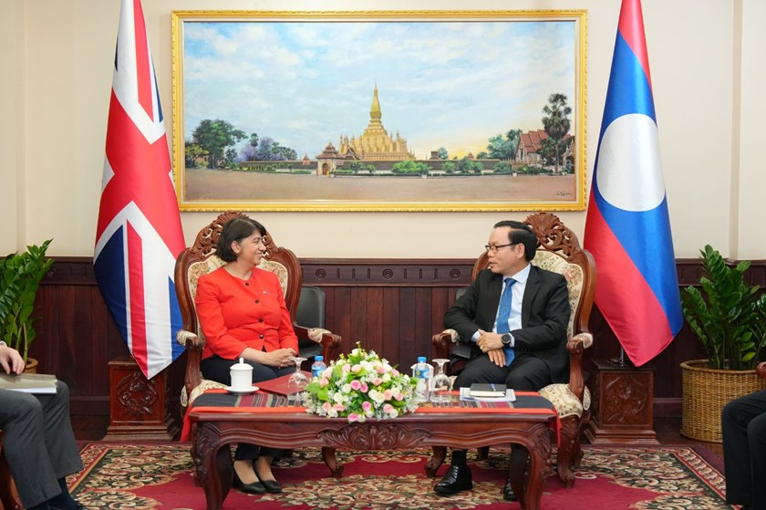 ຮອງ ລມຕ ກະຊວງການຕ່າງປະເທດອັງກິດ ເດີນທາງຢ້ຽມຢາມເຮັດວຽກ ຢູ່ ສປປ ລາວ