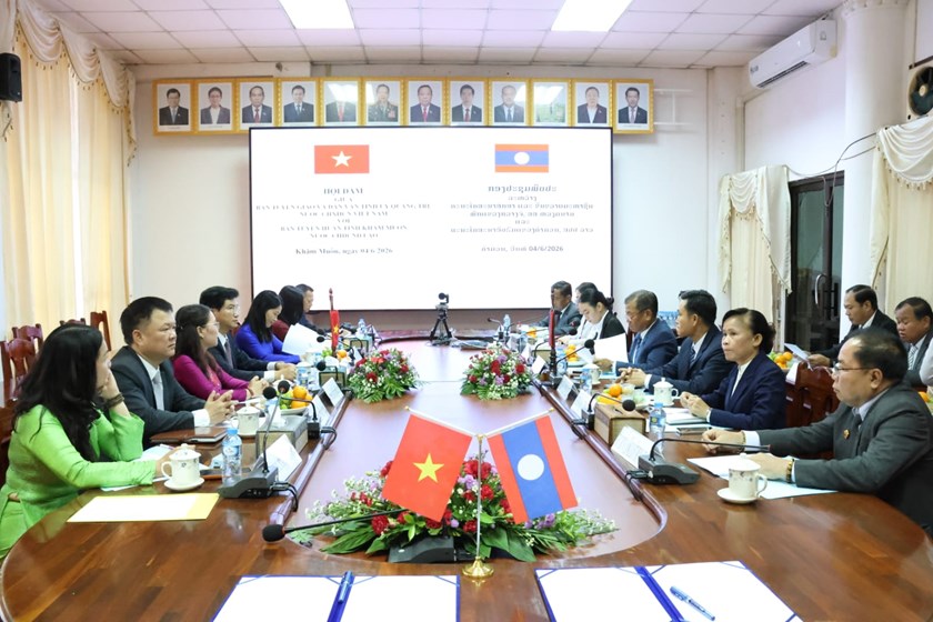 ຄຳ​ມ່ວນ-ກວາງ​ຈິ ເພີ່ມ​ທະ​ວີ​ການ​ຮ່ວມ​ມື ວຽກ​ງານ​ໂຄ​ສະ​ນາ​ອົບ​ຮົມ