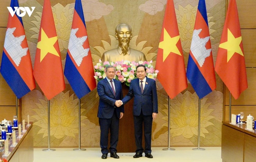 ສະ​ພາ​ແຫ່ງ​ຊາດ ຫວຽດ​ນາມ - ກໍາປູ​ເຈຍ ​ສະ​ໜັບ​ສະ​ໜູນ​ການ​ເຊື່ອມຕໍ່​ສອງ​ພື້ນ​ຖານ​ເສດ​ຖະ​ກິດ