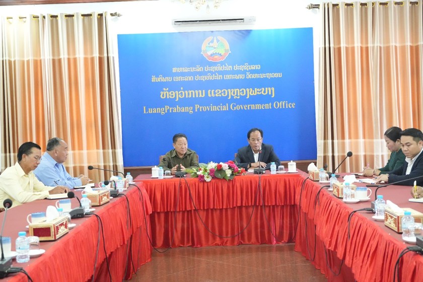 ຄະນະນຳສູນກາງແນວລາວສ້າງຊາດ ເຄື່ອນໄຫວວຽກງານຢູ່ແຂວງຫຼວງພະບາງ