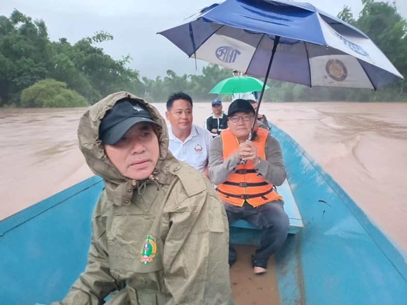ການນຳເມືອງຄູນຄຳລົງຕິດຕາມສະພາບນ້ຳຖ້ວມ