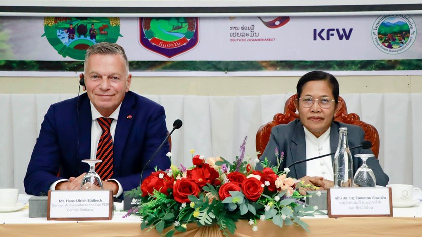 ກອງປະຊຸມສະຫຼຸບການຈັດຕັ້ງປະຕິບັດໂຄງການຄຸ້ມຄອງປ່າໄມ້ຂັ້ນບ້ານໄລຍະ I