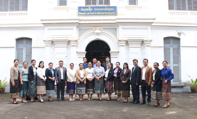 ຄະນະສື່ມວນຊົນ ຄອສພ ຢ້ຽມຊົມຫໍມູນເຊື້ອແນວລາວສ້າງຊາດ