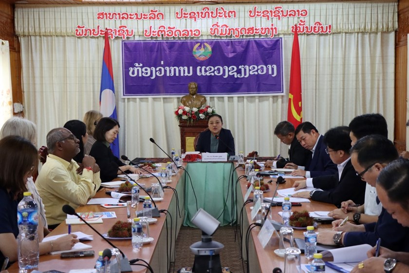 ຄະນະຊ່ຽວຊານທະນາຄານໂລກ ພົບປະ ຮອງປະທານຄະນະກຳມະການປົກຄອງແຂວງຊຽງຂວາງ