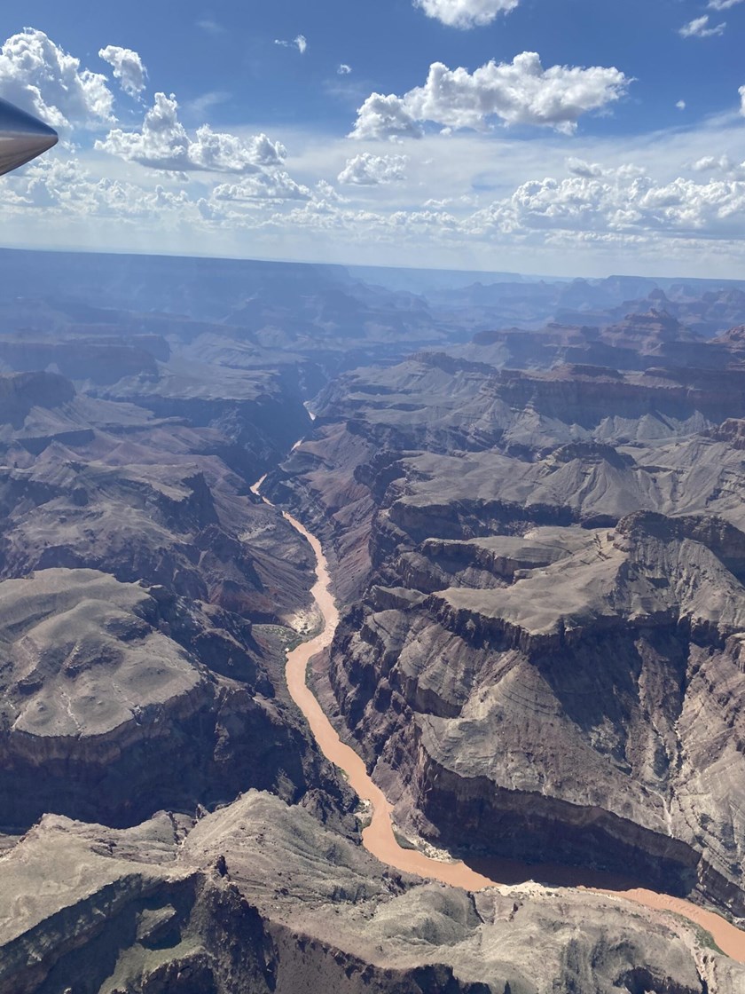 ນໍ້າຖ້ວມກະທັນຫັນໃນ Grand Canyon ເຮັດໃຫ້ມີຜູ້ຫາຍສາບສູນຫຼາຍກວ່າ 20 ຄົນ