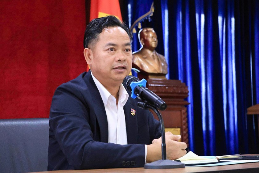 ການນຳ ສສກ ໂອ້ລົມທັບນັກກິລາລາວ ກ່ອນເຂົ້າຮ່ວມງານກິລາເອຊຽນເກມ ຄັ້ງທີ 20 ທີ່ປະເທດຍີ່ປຸ່ນ