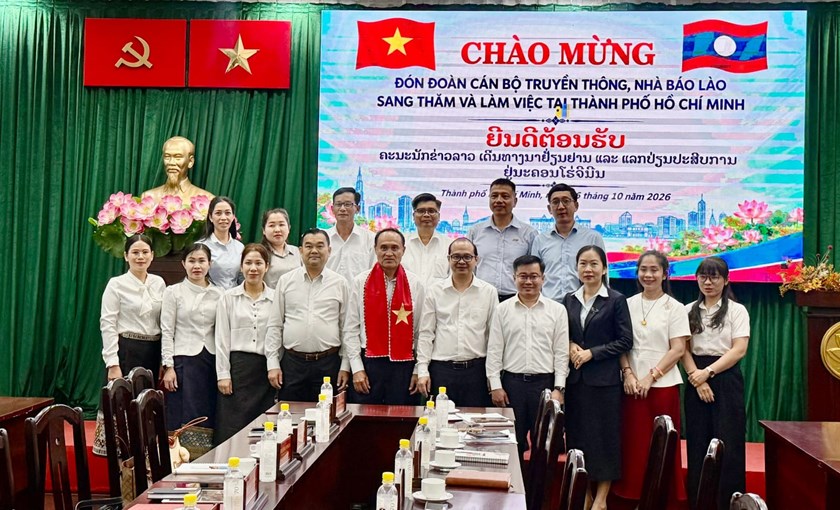 ສື່ມວນຊົນລາວ ຢ້ຽມຢາມ ແລກປ່ຽນບົດຮຽນຢູ່ສສ ຫວຽດນາມ