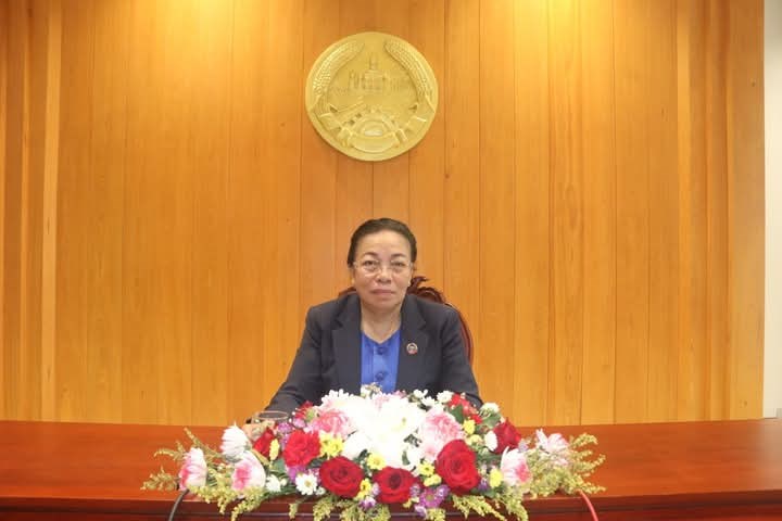 ຖະແຫຼງຂ່າວກ່ຽວກັບການປັບປຸງບຸກຄະລາກອນຂອງລັດຖະບານ