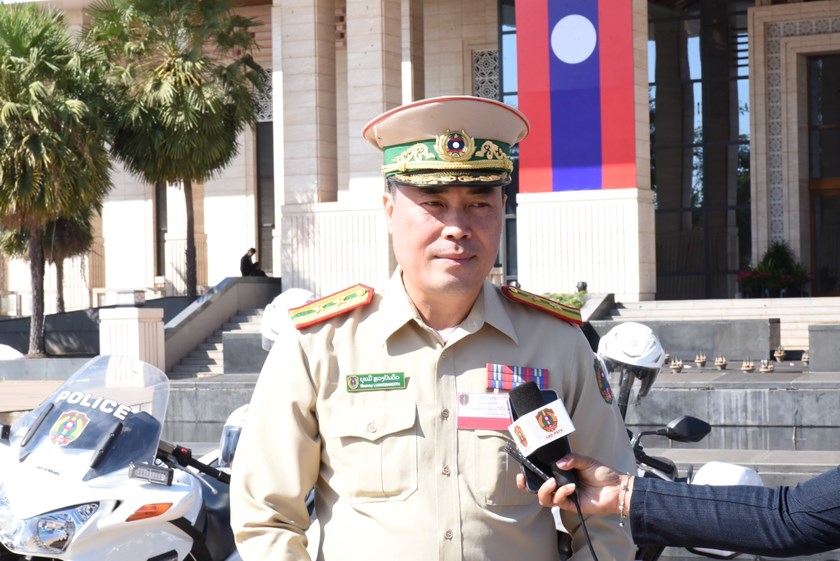 ເຈົ້າໜ້າທີ່ມີຄວາມພ້ອມຮັບໃຊ້ກອງປະຊຸມໃຫຍ່ຜູ້ແທນທົ່ວປະເທດ ຄັ້ງທີ XII ຂອງພັກ