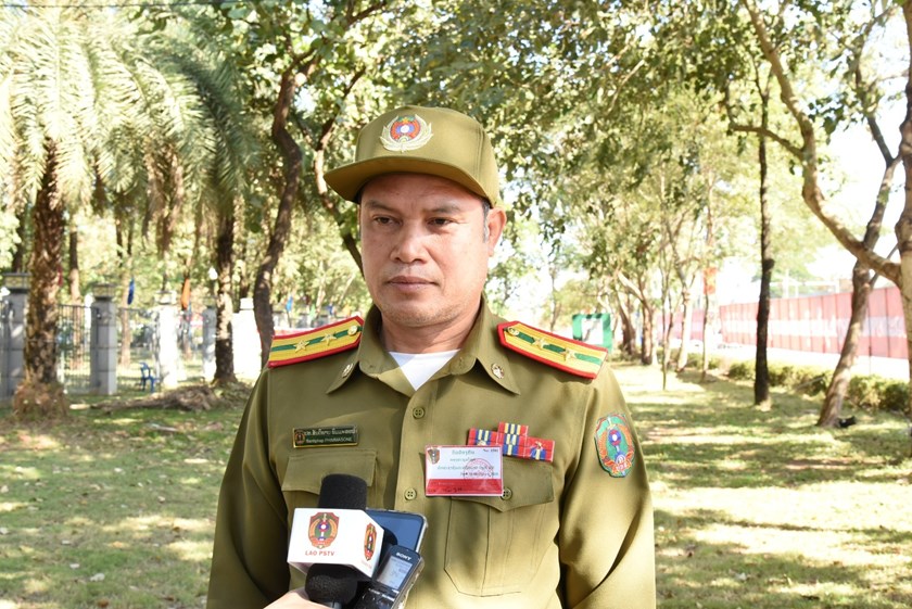 ເຈົ້າໜ້າທີ່ຕໍາຫຼວດໝາວິຊາສະເພາະ ເອົາໃຈໃສ່ປ້ອງກັນກອງປະຊຸມໃຫຍ່ຜູ້ແທນທົ່ວປະເທດ ຄັ້ງທີ XII ຂອງພັກ