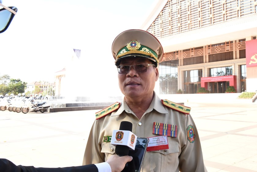 ເຈົ້າໜ້າທີ່ຈະລາຈອນສຸມໃສ່ອໍານວຍຄວາມສະດວກກອງປະຊຸມໃຫຍ່ຜູ້ແທນທົ່ວປະທດ ຄັ້ງທີ XII ຂອງພັກ