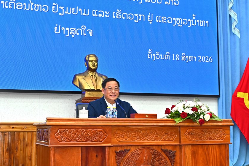 ນາຍົກລັດຖະມົນຕີ ໂອ້ລົມການນຳ ແລະ ພະນັກງານຫຼັກແຫຼ່ງແຂວງຫຼວງນໍ້າທາ
