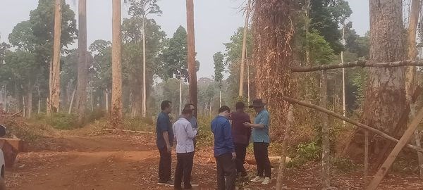 ການຄວບຄຸມວັດຖຸເຊື້ອໄຟ ຫຼຸດຜ່ອນບໍ່ໃຫ້ໄຟໄໝ້ປ່າ ຮຽບຮຽງໂດຍ: ວັນໄຊ ຕະວິນຍານ