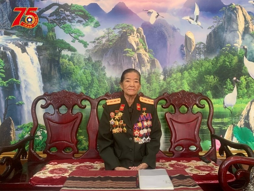 ຜົນງານການເຄື່ອນໄຫວປະຕິວັດຂອງສະຫາຍຮ້ອຍເອກນາງ ບົວຄໍາ ພົມມະຈັນ ວິລະຊົນແຫ່ງຊາດ