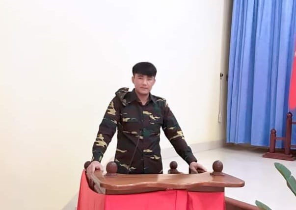 ກອງທັບແມ່ນກຳລັງຫຼັກແຫຼ່ງຂອງປະຊາຊົນ