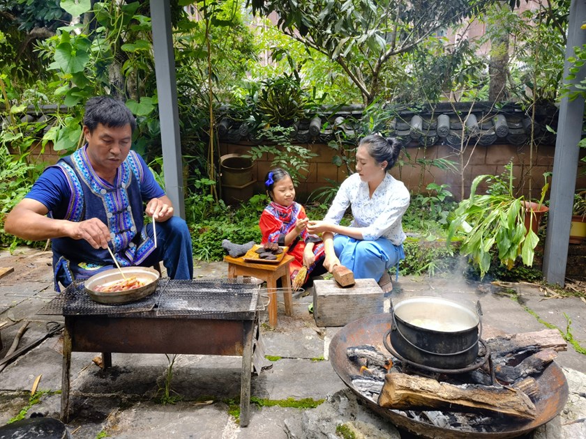 ຂ້ອຍມີຮ້ານນ້ອຍຫຼັງໜຶ່ງ