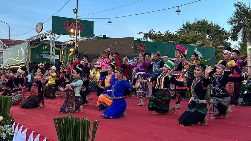 ເບິ່ງປີທ່ອງທ່ຽວ ລາວຈາກສາຍຕາ "ຊາວແຂວງຢູນນານ"