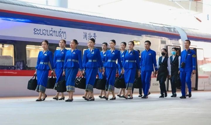 ທາງລົດໄຟຈີນ-ລາວ ເຮັດໃຫ້ການພັດທະນາ ເສດຖະກິດ-ສັງຄົມຂອງລາວ ມີທ່ວງທ່າທີ່ດີ