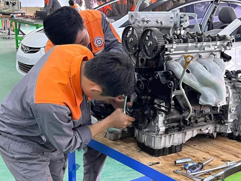 ຝຶກອົບຮົມວິຊາຊີບ ເພື່ອສ້າງແຮງງານມີມາດຕະຖານ